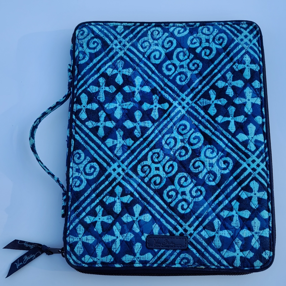 Vera Bradley Tablet Tamer Organizer - Cuban Tiles